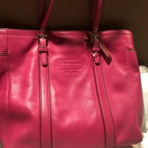 Pink coach shoulder Bag💃